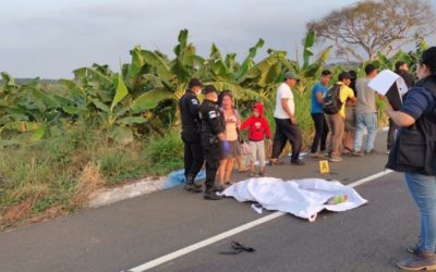 Hermanos mueren arrollados por vehículo pesado
