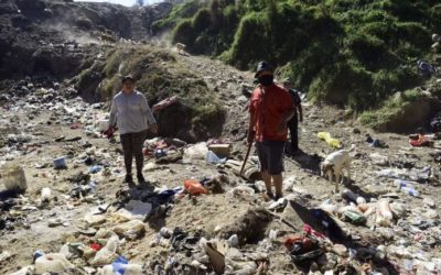 Vecinos en La Esperanza inconformes por botadero municipal