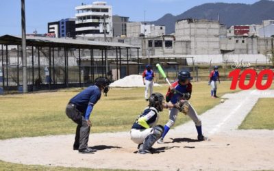 Finaliza torneo de béisbol dedicado al personal del Hospital Temporal COVID-19 Quetzaltenango