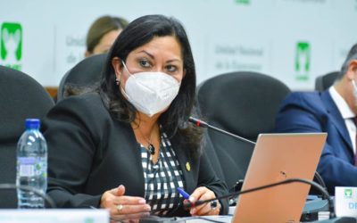 Destituyen a viceministra de Salud de Guatemala