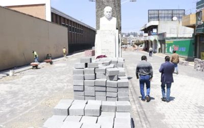 Vecinos y comerciantes piden habilitar el paso en la calle Rodolfo Robles