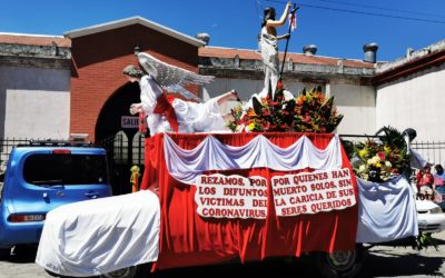 En procesión envían emotivo mensaje en medio de la pandemia del COVID-19