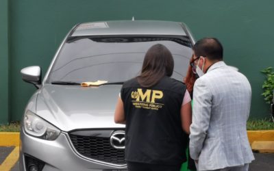 Ofrece más de Q30 mil a funcionario de SAT para que le facilitará exámenes para ocupar cargo