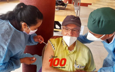 Sacerdote jesuita y antropólogo guatemalteco, Ricardo Falla, se vacunó hoy en Totonicapán