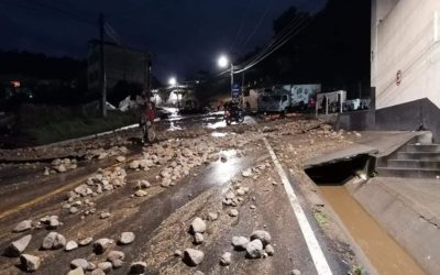 Lluvia de este sábado causa estragos en gran parte de Xela