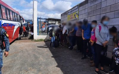 Interceptan en Quetzaltenango y Huehuetenango a 23 personas originarias de Honduras y Brasil