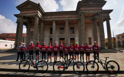 Ciclistas de montaña reanudan actividades en Xela