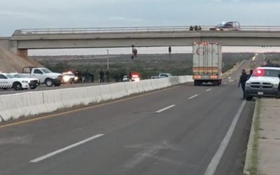 Cuelgan 3 cadáveres en puente, previo a la llegada del presidente de México a Zacatecas