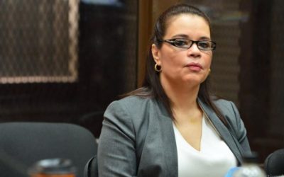 Orden de juez permite vacunación de exvicepresidenta Roxana Baldetti