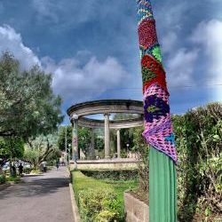 ¿En qué consiste el «Grafiti Tejido» instalado en el Parque a Centroamérica de Xela?