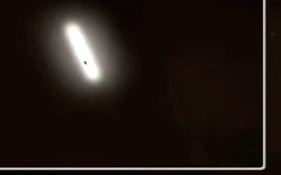 Detectaron un OVNI con perfecta forma de cigarrillo pasando por la Estación Espacial Internacional