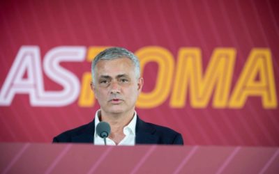 En su presentación como flamante entrenador de la Roma, esto hizo José Mourinho, le habló a quiénes lo critican