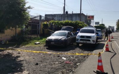 Localizan 30 MIL dólares dentro de un vehículo en Quetzaltenango