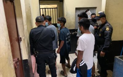 Hermanos robaron motocicleta, utilizando un machete en camino de terracería de Escuintla