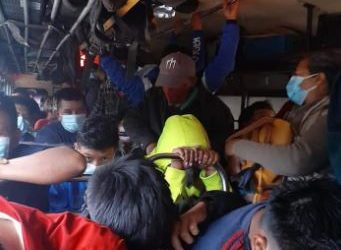 PNC sanciona a pilotos de dos buses por no cumplir protocolos de bioseguridad