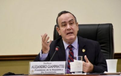 ¿A qué o quiénes perjudican denuncias contra el presidente de Guatemala?