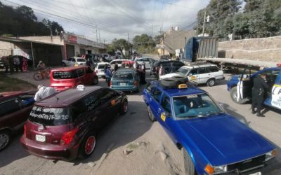 Transportistas bloquean varios puntos en el país en rechazo al decreto 17-2020