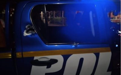 Asaltantes balean a dos agentes de la PNC