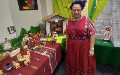 Guatemalteca expone artesanías y tradiciones en el consulado de Phoenix, Arizona Estados Unidos