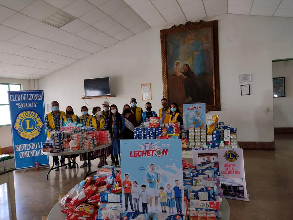 ¡Meta superada! Club de Leones entrega 1 mil 621 litros de leche al hogar del Niño Minusválido Hermano Pedro