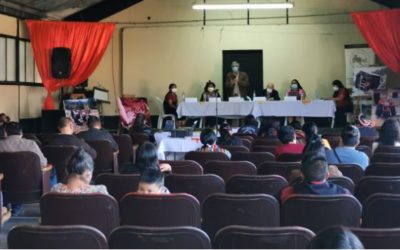 Presentan documental sobre construcción de viviendas con adobe en Cajolá