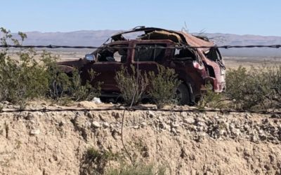 Una camioneta con 15 migrantes guatemaltecos vuelca en Texas y deja al menos 4 muertos