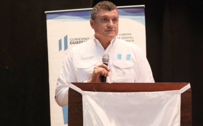 Vicepresidente de Guatemala dice que sigue planificación para vacunar a menores de edad