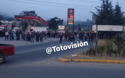 Veteranos militares que buscan Ley de Dignidad Económica ya tienen paralizado el tráfico en varias carreteras del país