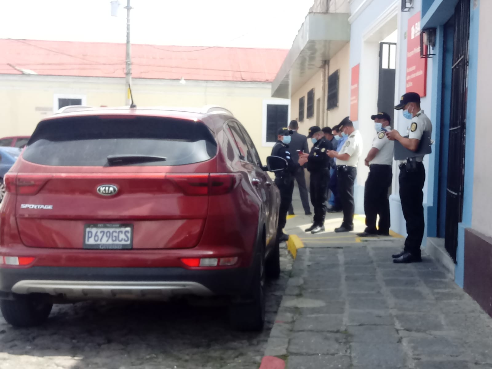 Encontraron fallecida a mujer en el interior de vehículo en la zona 1 de Xela