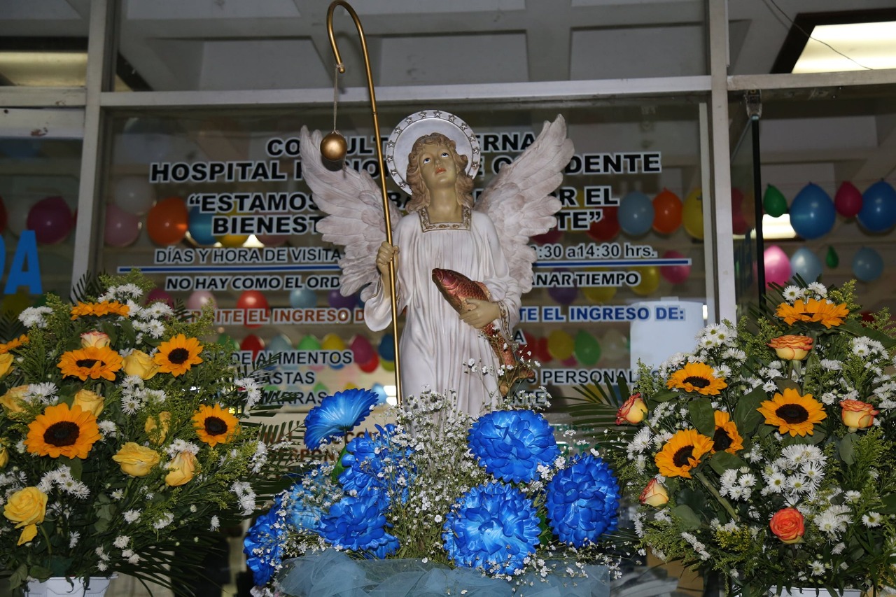 Realizan alborada en el HRO, en honor a San Rafael arcángel Realizan alborada en el HRO, en honor a San Rafael arcángel