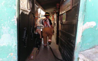 Incendio en la zona 1 de Quetzaltenango amenazaba con extenderse a vivienda