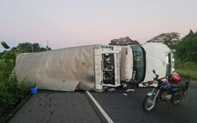 Accidente deja bloqueada la ruta al Pacífico