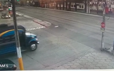 Cámara graba accidente en la zona 2 de Quetzaltenango