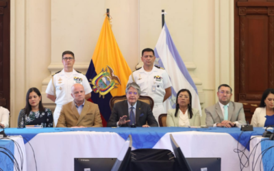 Ecuador sustituye a responsables de Seguridad tras matanza carcelaria