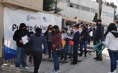 Vacunación a menores de edad continuará en el CUNOC