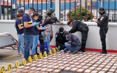 Cocaína localizada en doble fondo de camión en Coatepeque ,está valorada en una fuerte suma de dinero