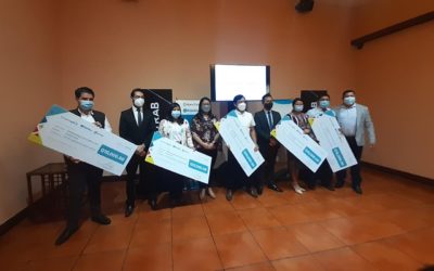 Reconocen esfuerzo de emprendedores quetzaltecos con incentivo económico