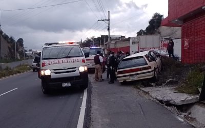 Amigos desafiaron a la velocidad y se accidentaron en Autopista Los Altos, iban grabando vídeo