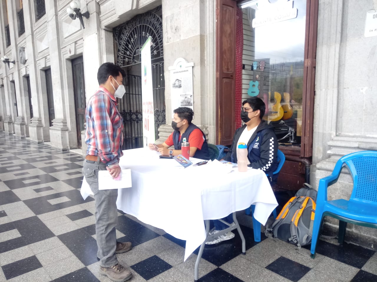 Quetzaltecos acuden a actualizar sus datos en la municipalidad Quetzaltecos acuden a actualizar sus datos en la municipalidad