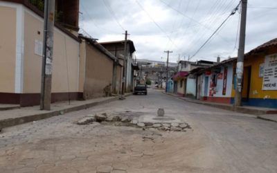 Peligro mortal: Vecinos piden concluir trabajos que comenzaron en junio, en zona 5 Xela