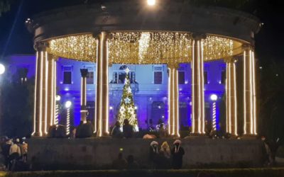 Así fue el encendido de luces navideñas en el Parque Central de Quetzaltenango