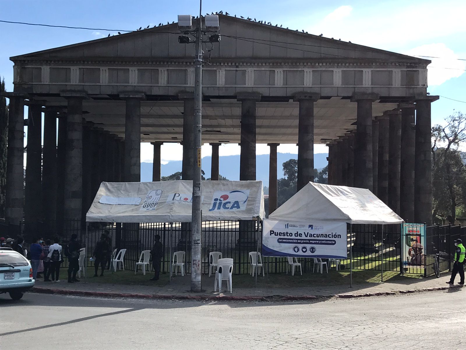 Vacunan con Sputnik-V en el Templo Minerva de Xela. Estos son los puestos habilitados para este viernes