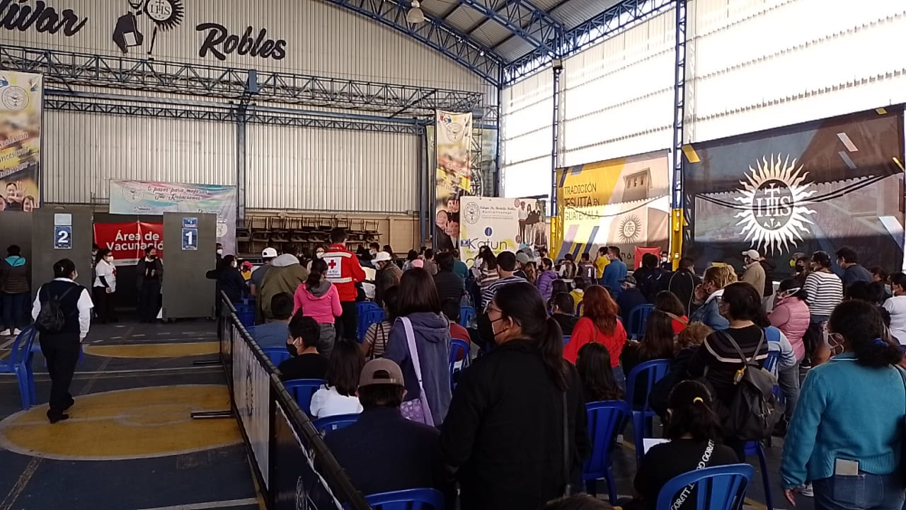 Quetzaltenango, uno de los departamentos con más avance en vacunación. En días próximos aumentará disponibilidad de dosis de Moderna