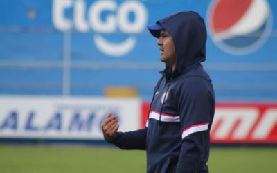 Xelajú debe armar nuevo cuerpo técnico, por el momento Irving Rubirosa se quedó sólo