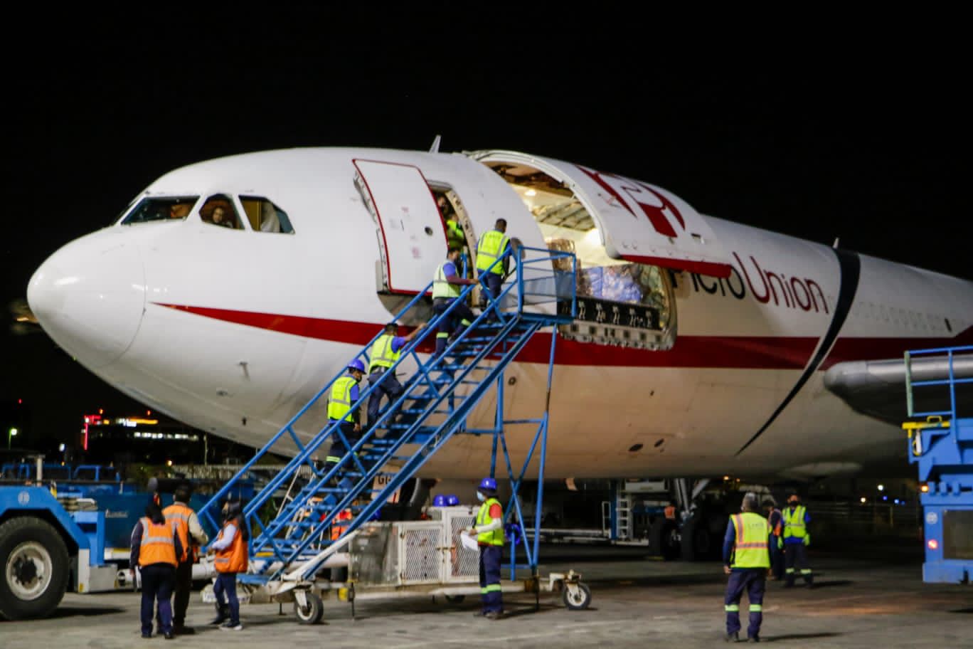 Más de un millón de vacunas Sputnik-V ingresaron esta noche a Guatemala