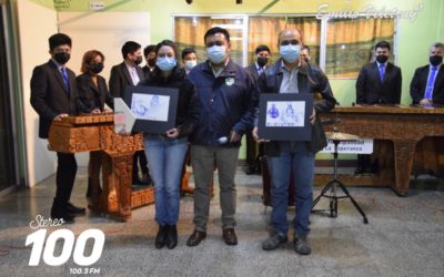 Entregan reconocimientos a ganadores de concurso Kakaw