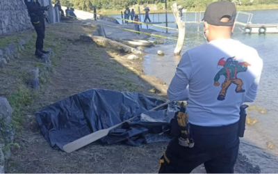 Localizan cadáver de hombre en el lago de Atitlán