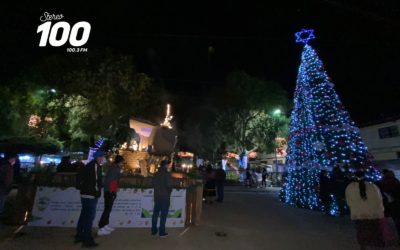 Encienden árbol navideño en el Municipio de La Esperanza