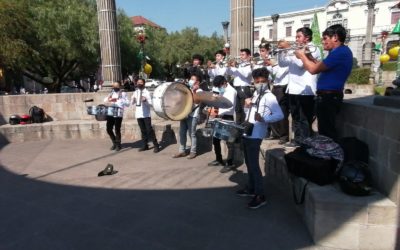 Latin Band ¨Muñoz¨ realiza concierto navideño en el Parque Central de Quetzaltenango.