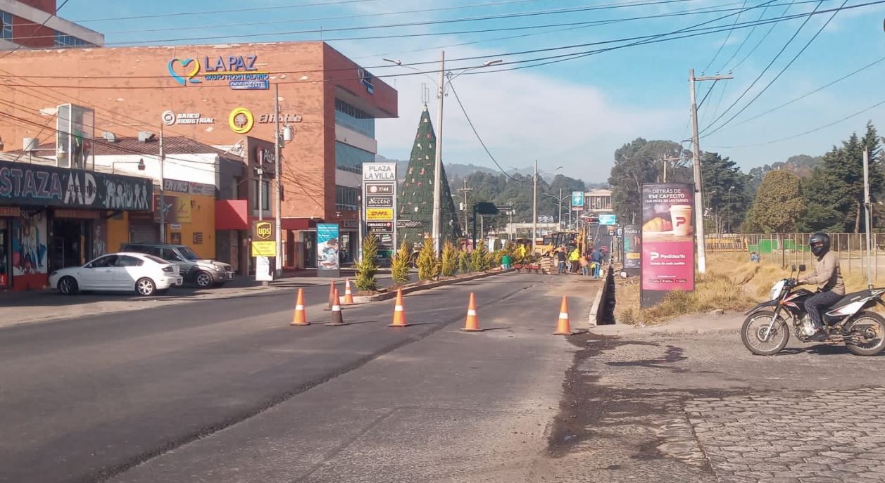 Precaución al transitar en la 4a. Calle de la zona 3 Xela, por estos motivos